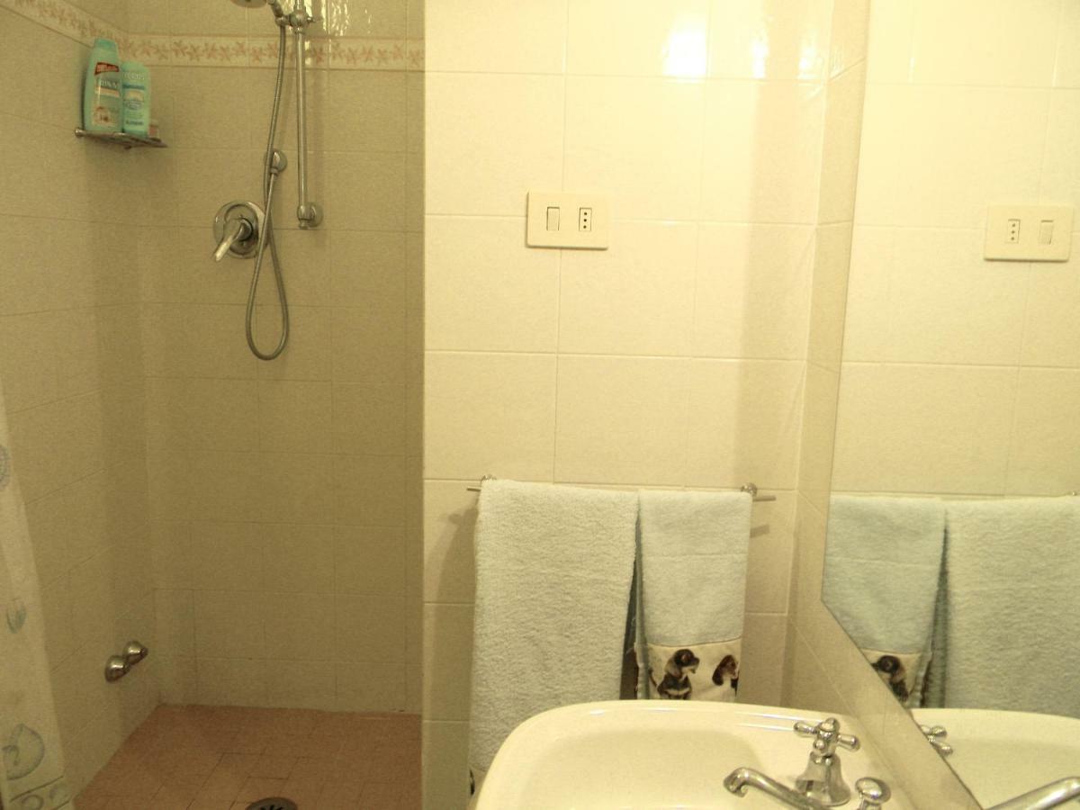 Appartamenti Avanella A 150 Mt Dalla Piscina 150 Mt From Swimming Pool Черталдо Екстериор снимка