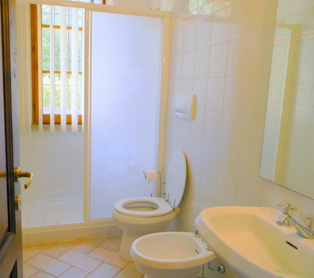 Appartamenti Avanella A 150 Mt Dalla Piscina 150 Mt From Swimming Pool Черталдо Екстериор снимка